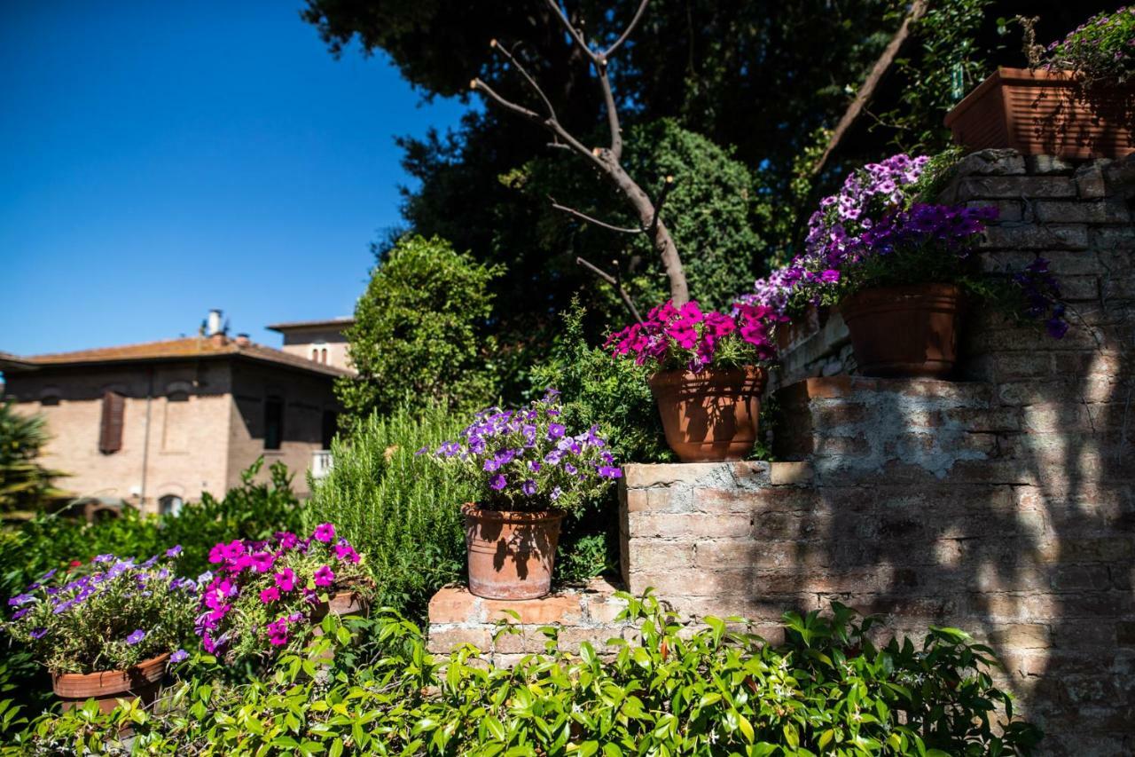Villa Bonelli Siena Bagian luar foto